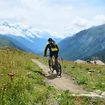 Glacier - Happy Chamonix